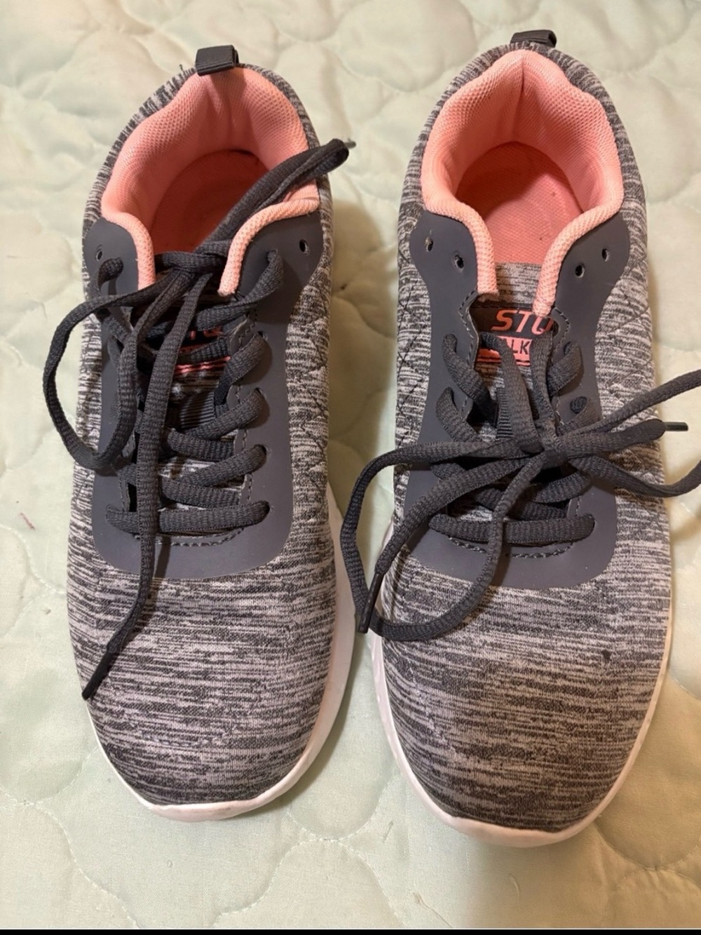 Women’s Gray Knit Walking Sneakers with Pink Lining